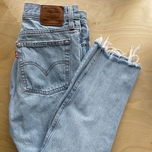 Levi’s light wash jeans